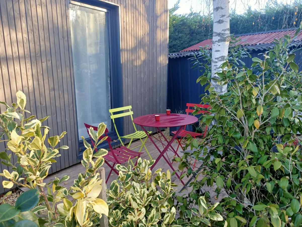 Studio De Jardin "Le Temps D Une Pause" Jusqu'A 4 Personnes En Face Du Beaujolais - Climatisation Et Borne Recharge Vehicule Electrique Montmerle-sur-Saone Exterior foto