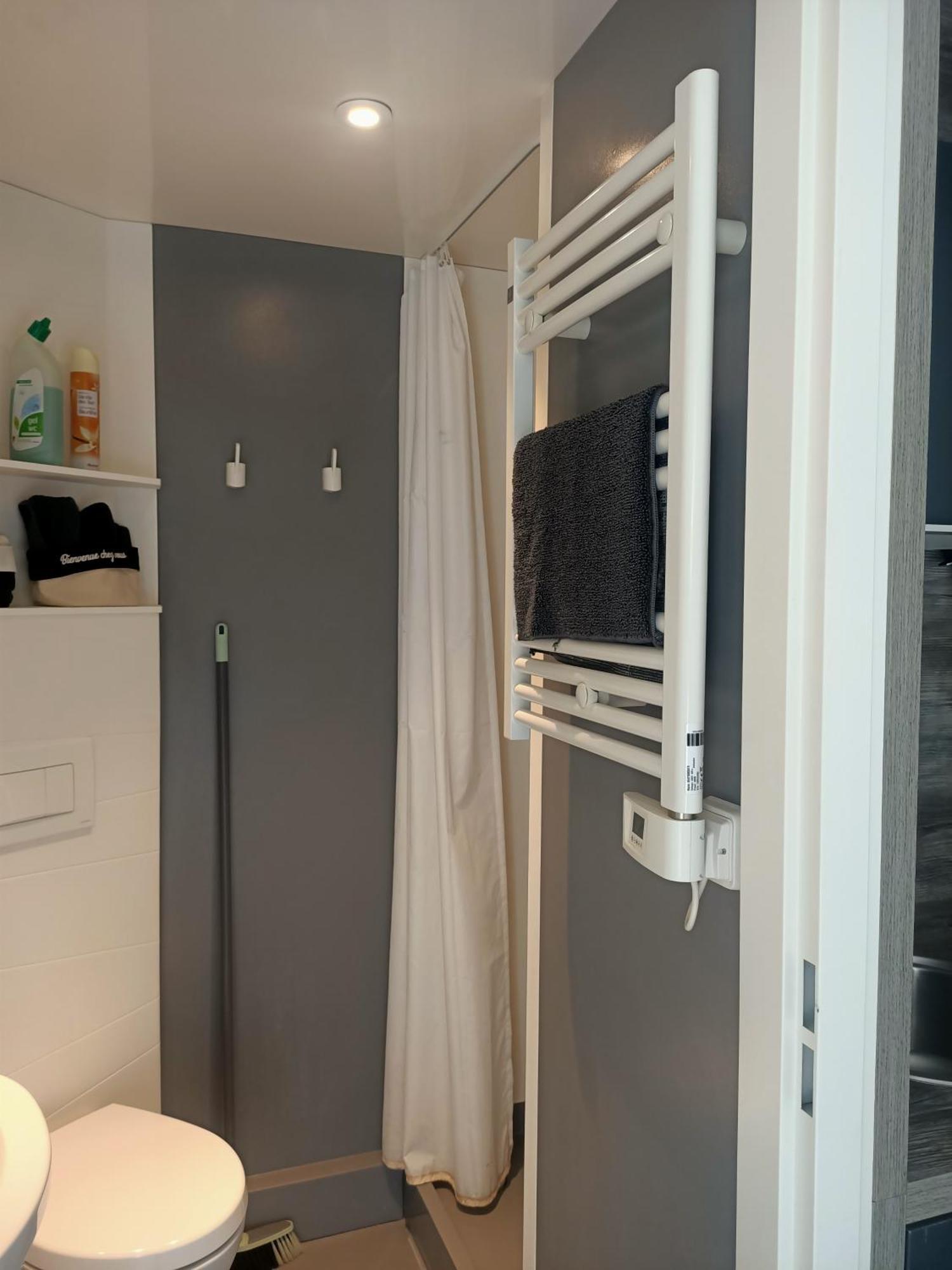 Studio De Jardin "Le Temps D Une Pause" Jusqu'A 4 Personnes En Face Du Beaujolais - Climatisation Et Borne Recharge Vehicule Electrique Montmerle-sur-Saone Exterior foto